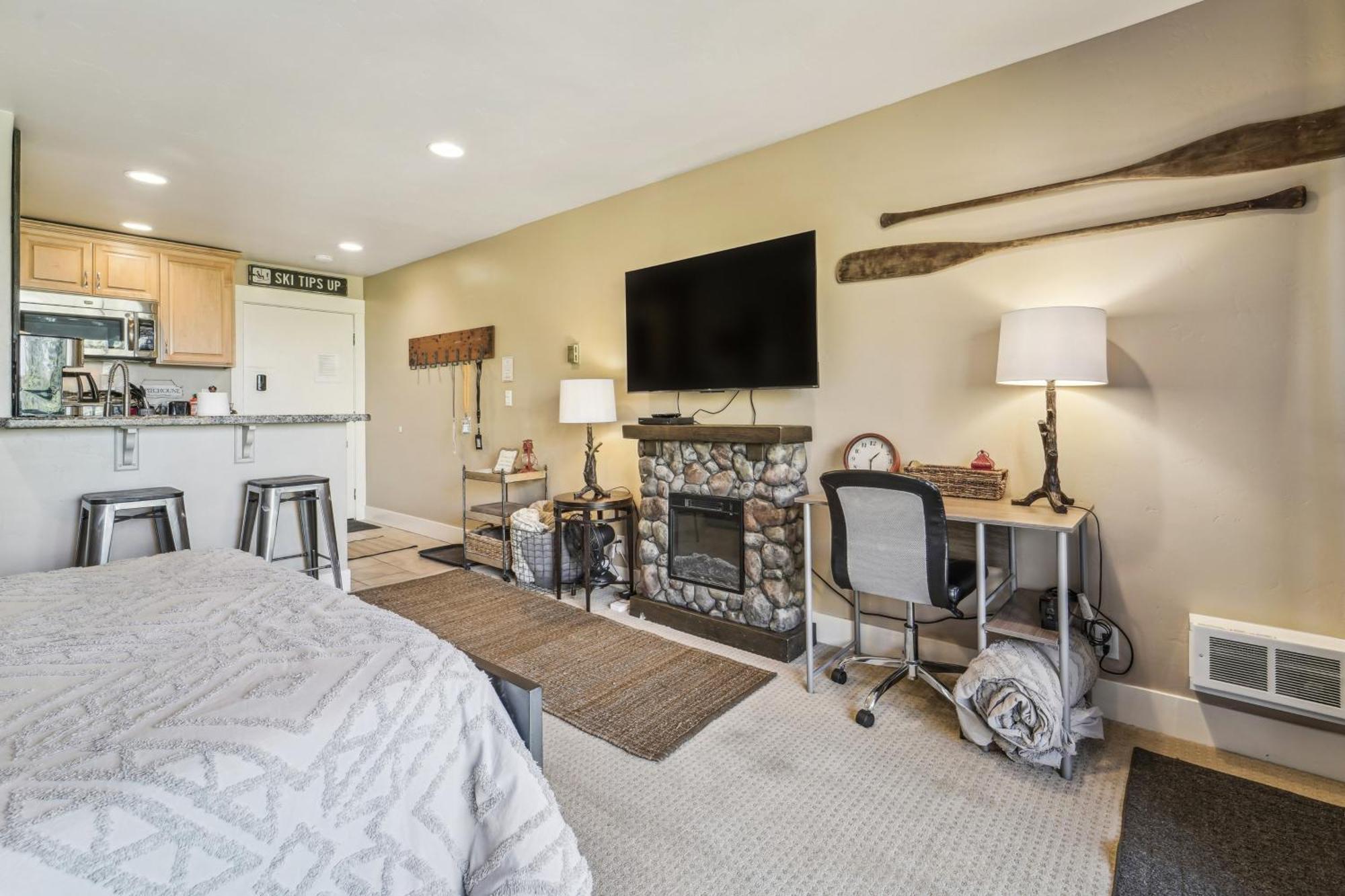 Truckee Studio With Balcony And On-Site Skiing! Екстериор снимка