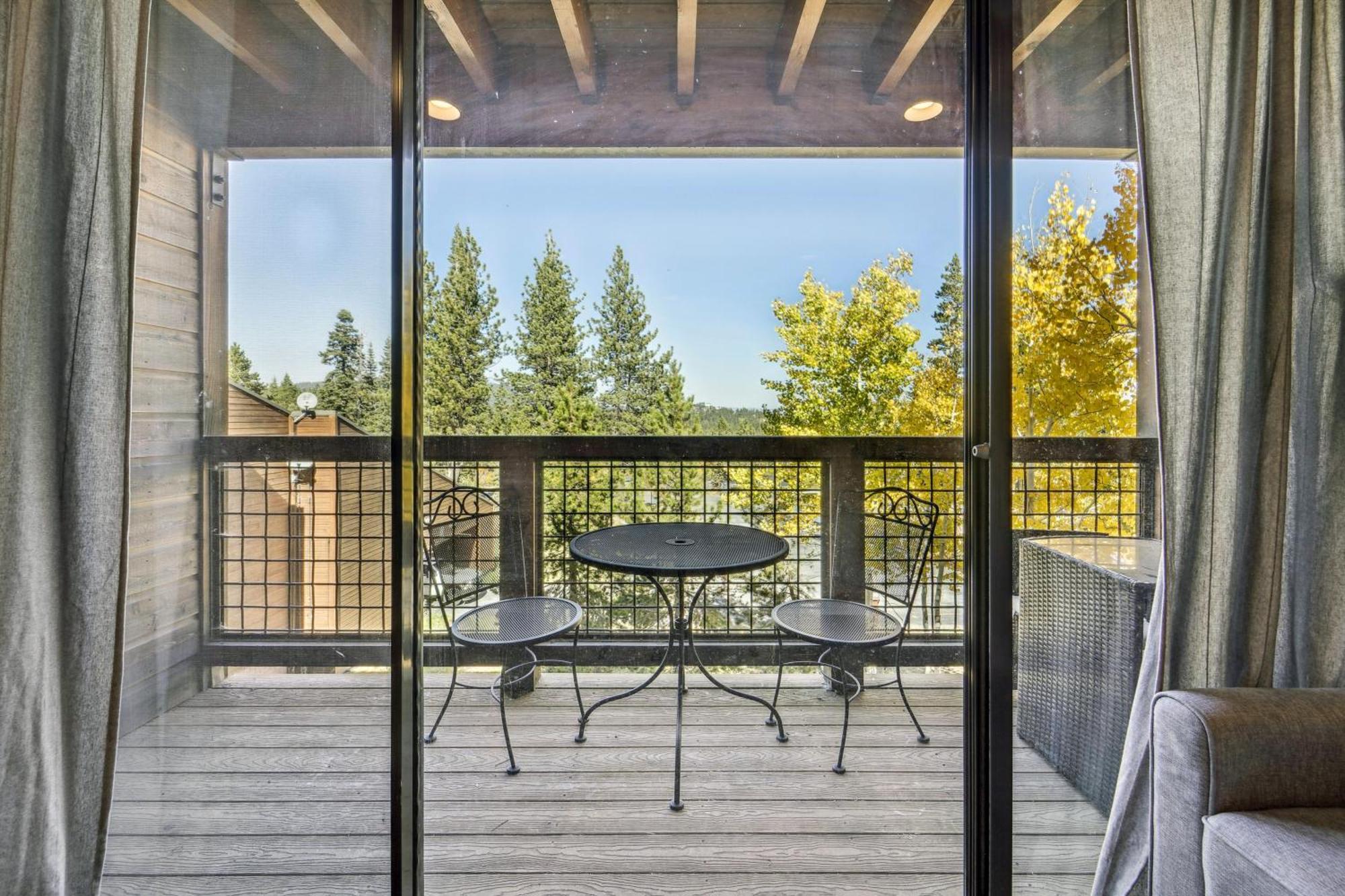 Truckee Studio With Balcony And On-Site Skiing! Екстериор снимка
