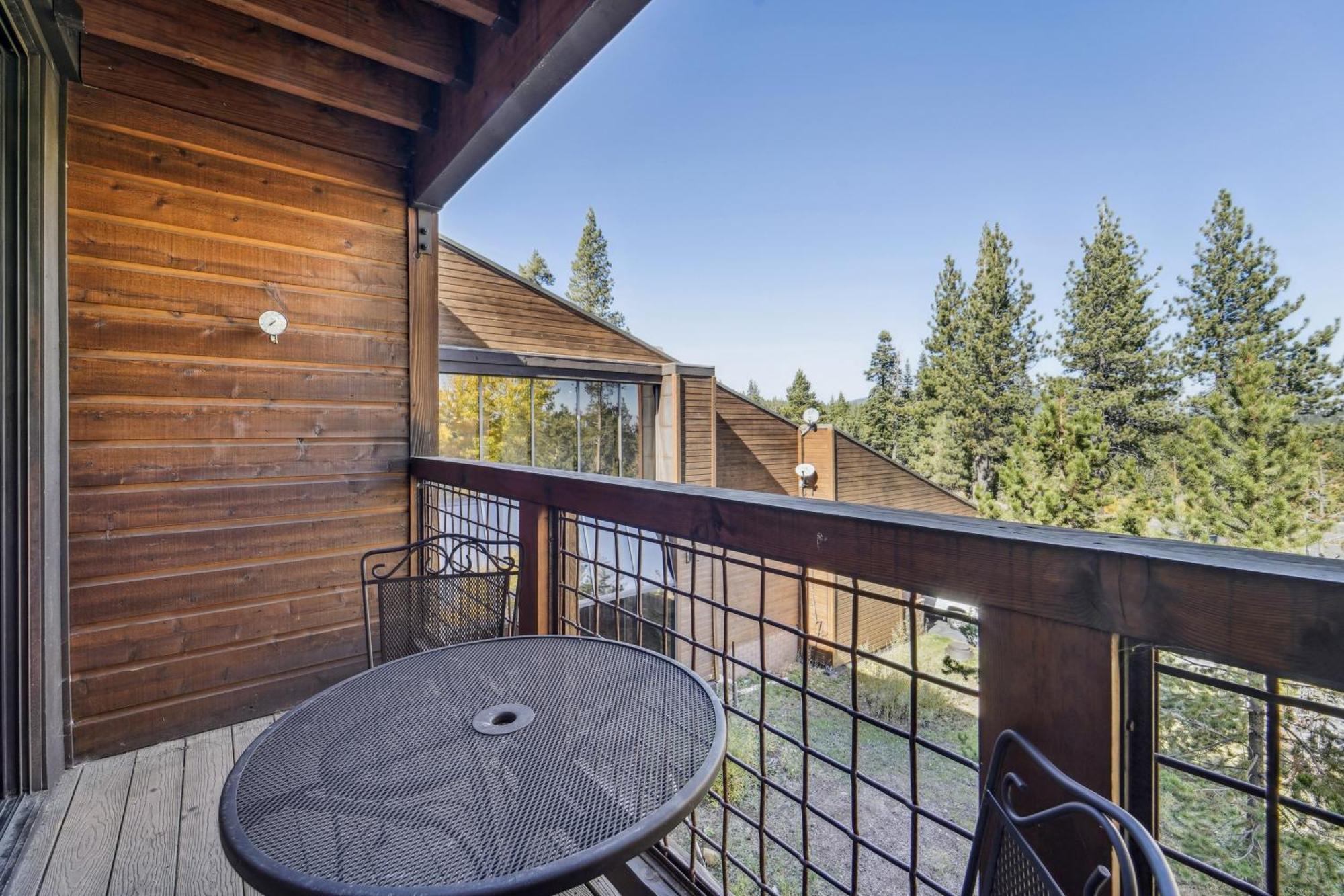 Truckee Studio With Balcony And On-Site Skiing! Екстериор снимка